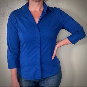 Express Design Studio Tailored Button-Down 3/4 Sleeve Shirt in Royal Blue